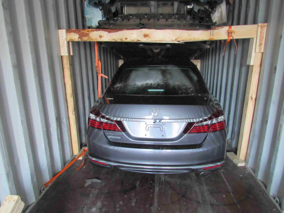Покупка 2016 HONDA ACCORD EXL у США ціна лота $4900 1