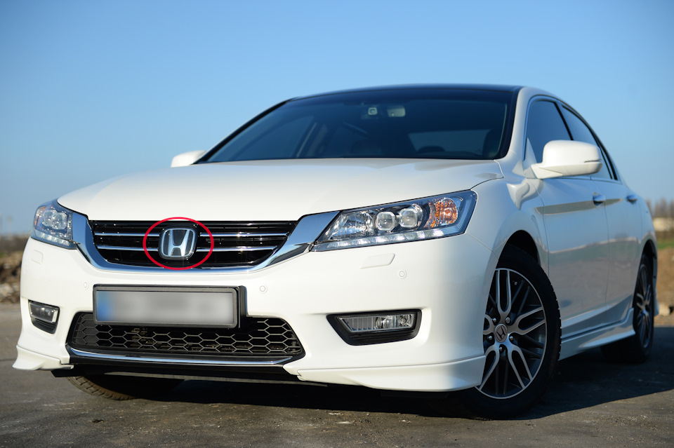 2.1 Колір настрою RESTYLING (Кронштейн STAY, FR. GRILLE Грати Спорт Honda Accord 2017 Sedan Accessories Sport Grille) 2