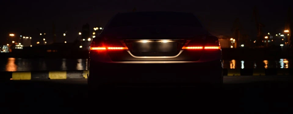 Підсвічування номера: PHILIPS LED vision 5500K