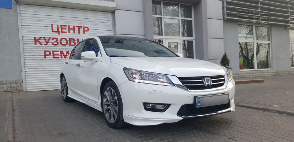 Встановлено оригінальне обважування HONDA ACCORD 2013 3