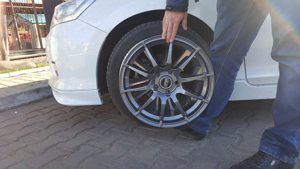 W2408 IMPERIA WSP Italy \ Yokohama ice guard ig50 plus 4