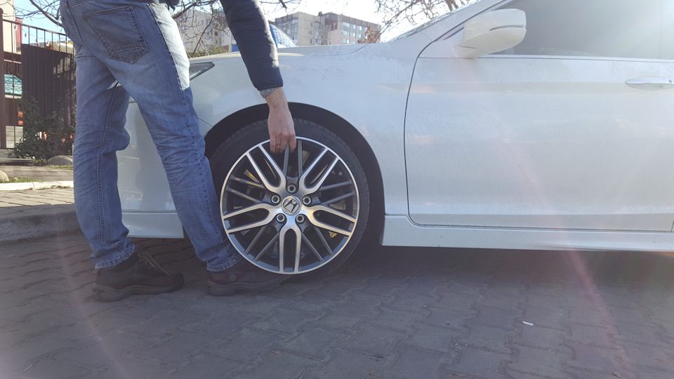 W2408 IMPERIA WSP Italy \ Yokohama ice guard ig50 plus 5