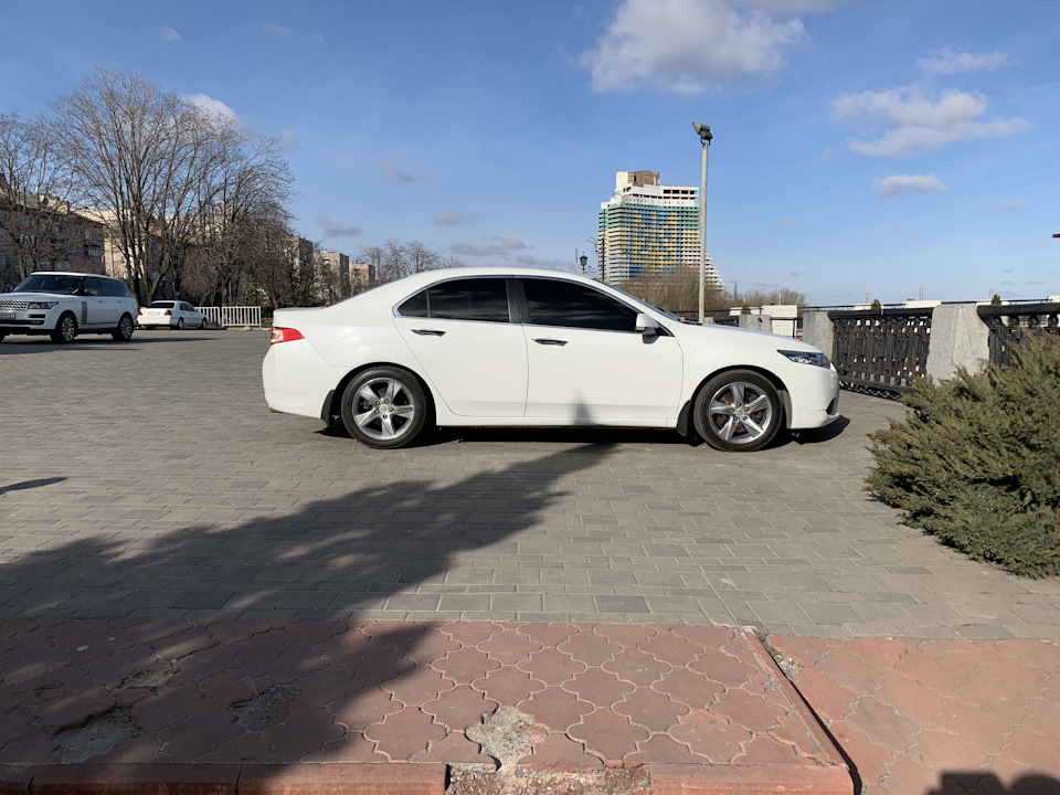 Два місяці разом 2