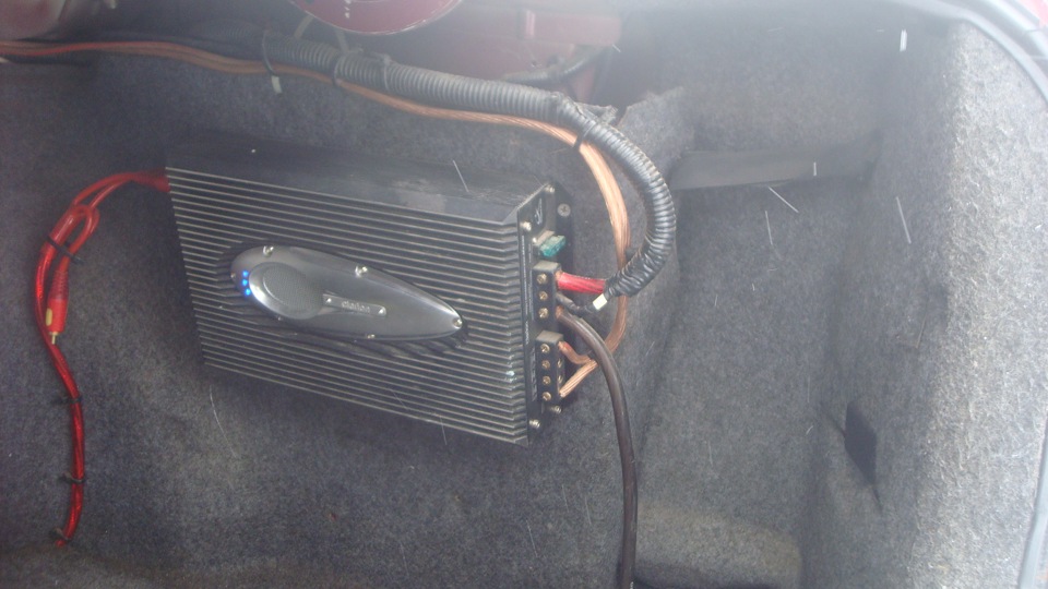 Колоночки JBL 4