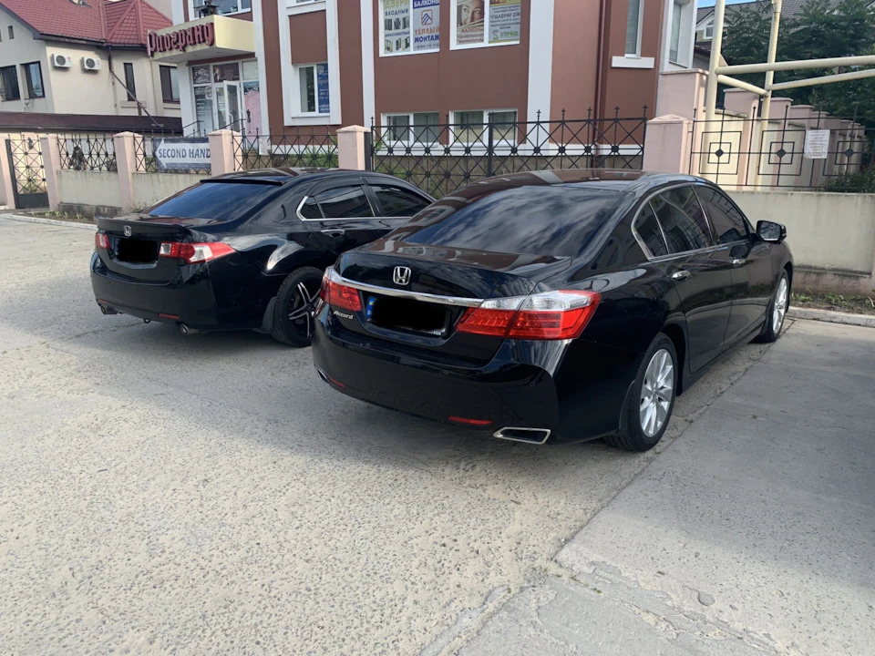 Ступиця та ступичний підшипник