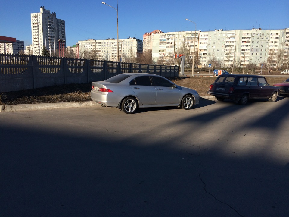 Не знаю как кто, а у меня уже лето =) 1