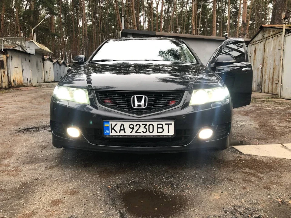 Останні фото та продаж автомобіля.