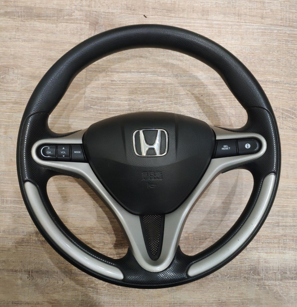 Кастомне Civic кермо в Accord 1