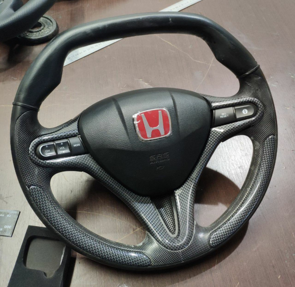 Кастомне Civic кермо в Accord 3