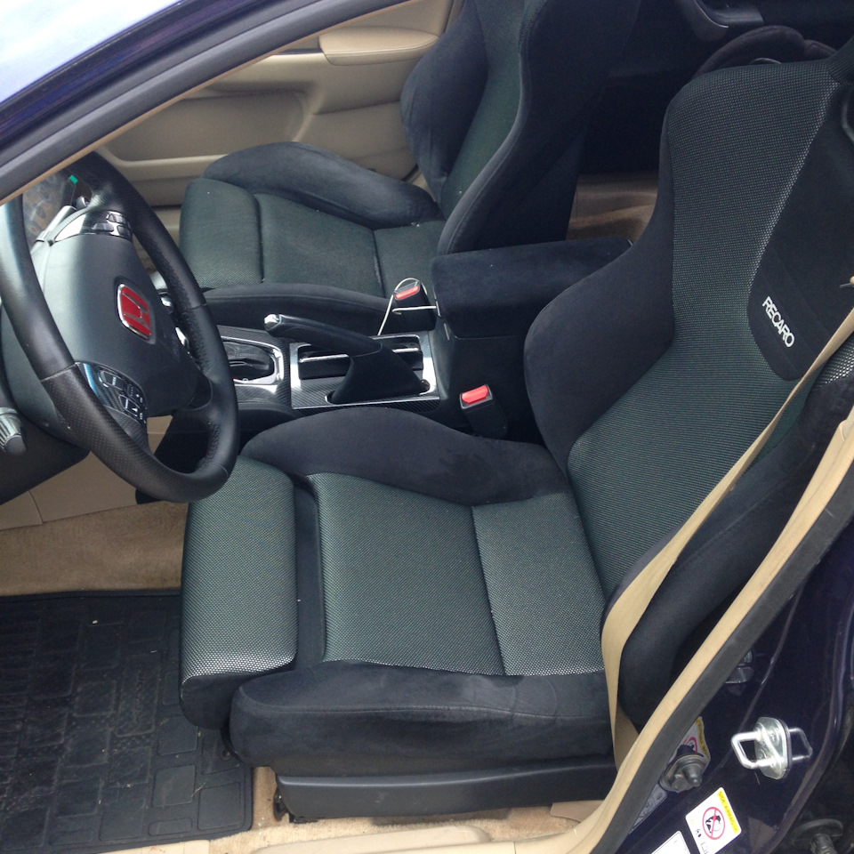 Recaro та юдеї, що спільного в салоні Accord? 5