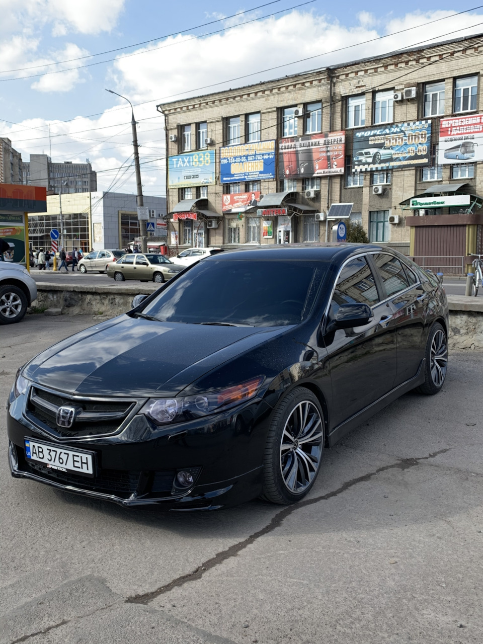 Літній Look на 19 тапках від Infiniti 1