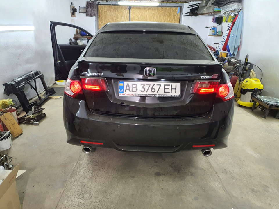 Задня оптика LED від Honda Spirior 5