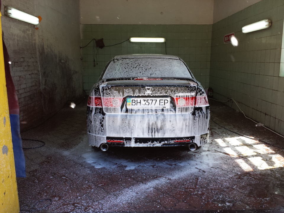 Продам свої диски R17 type S CL9 та спойлер 1