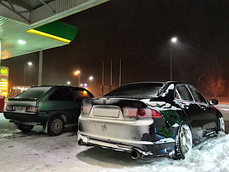 Takata green)) 4