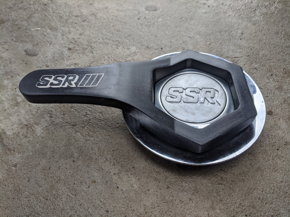 Ключ центральних гайок для дисків SSR 2