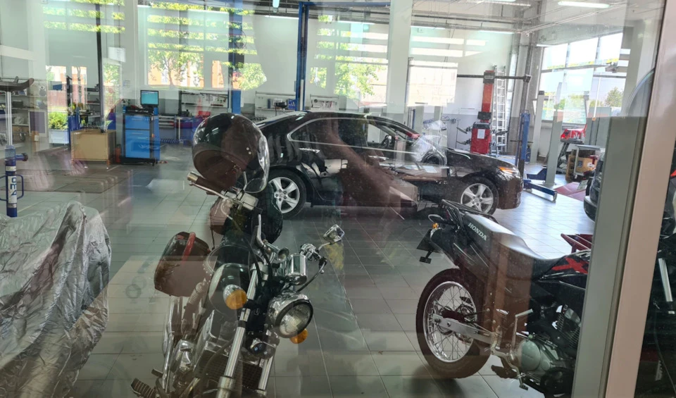 Ділер Honda