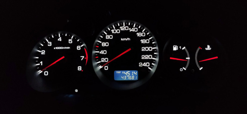 Пересвіт панелі приладів V2.0 2