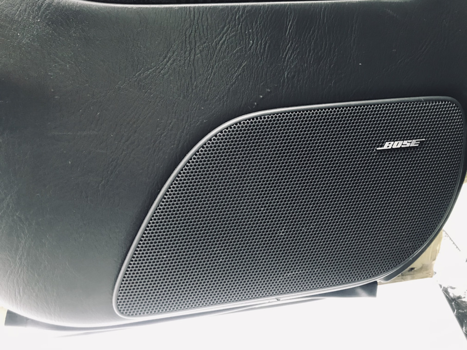 Шильдики Bose 3