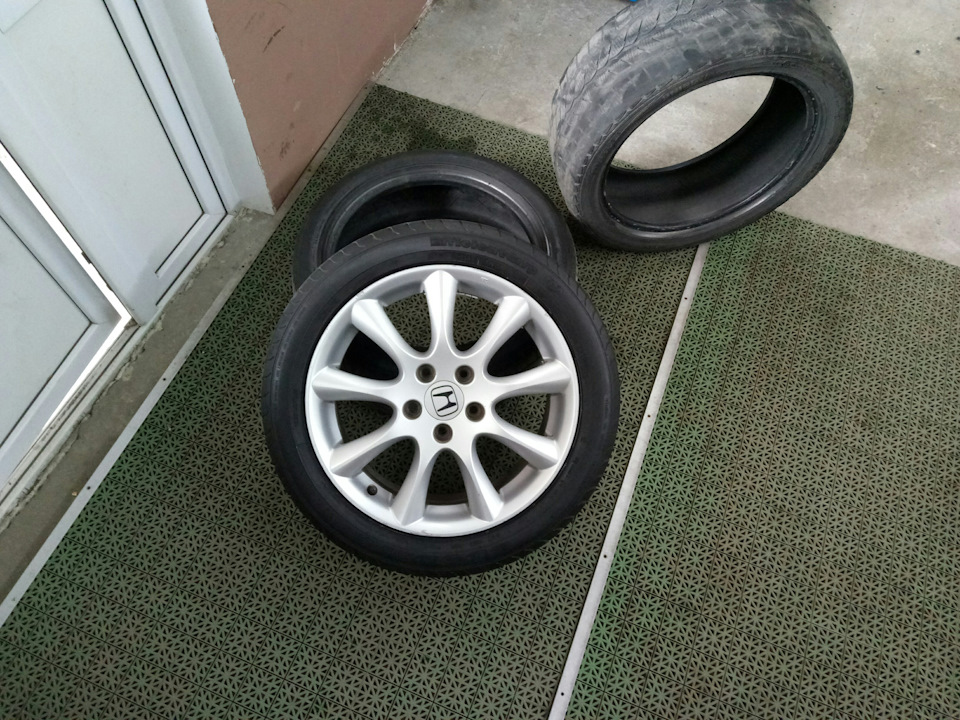 225/45 R17 & 205/50 R17 & 215/50 R17 2