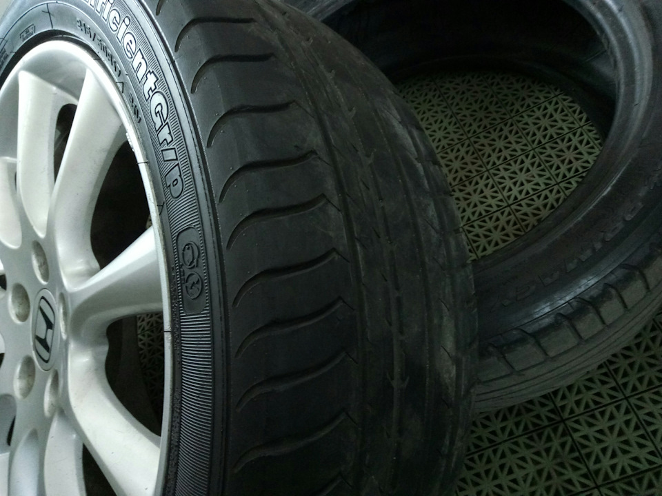 225/45 R17 & 205/50 R17 & 215/50 R17 3