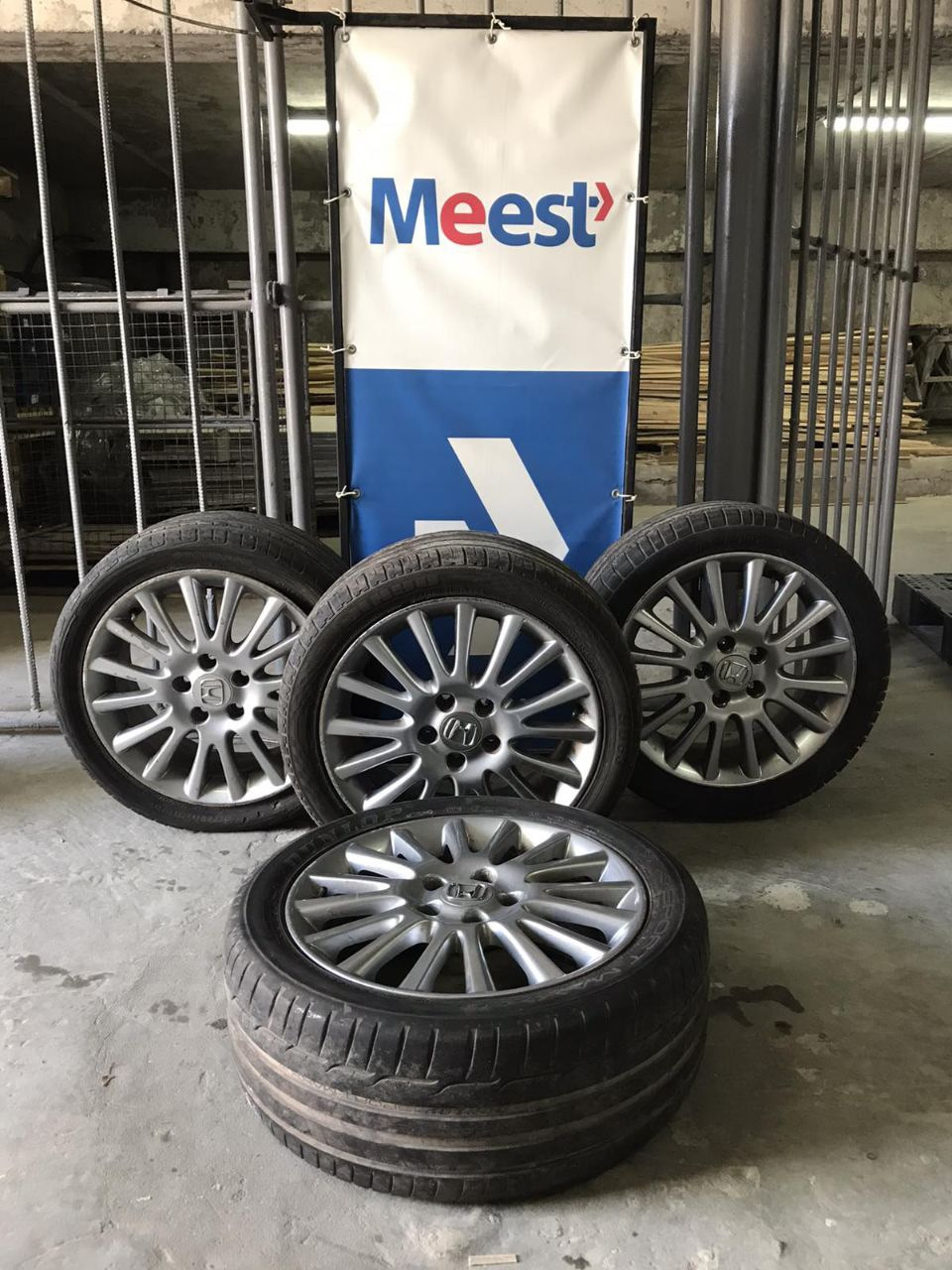 Літні диски Honda 17 та гума Dunlop Sport maxx RT 225/45 1
