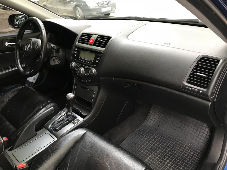 Продам Accord CL9 5