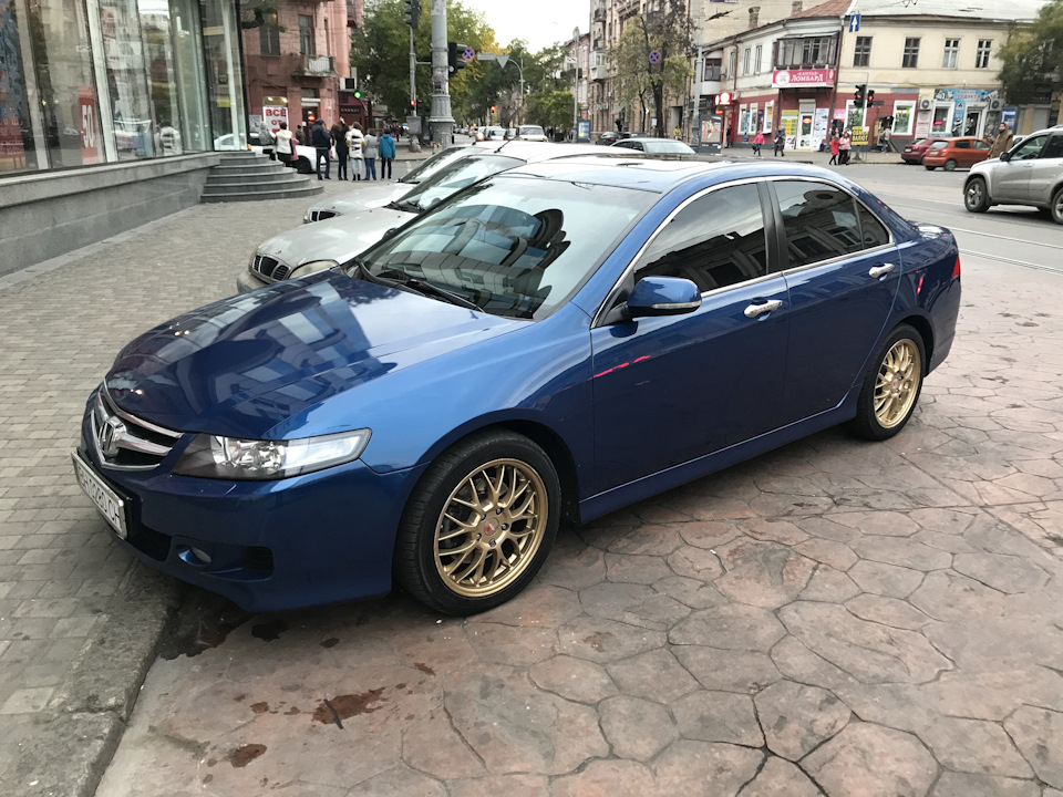 Продам Accord CL9 2
