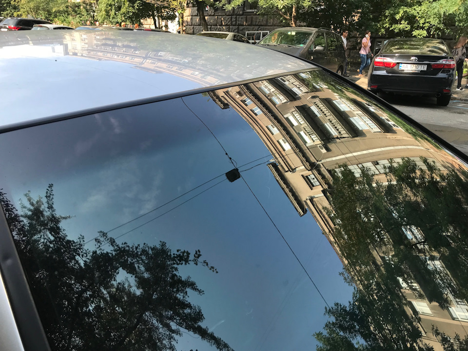 Установка видерегистратора Gazer F720 3