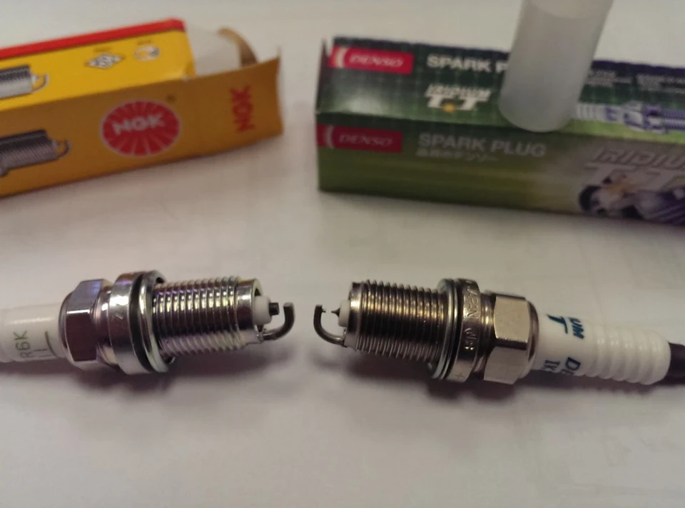Свічки Denso IK20TT