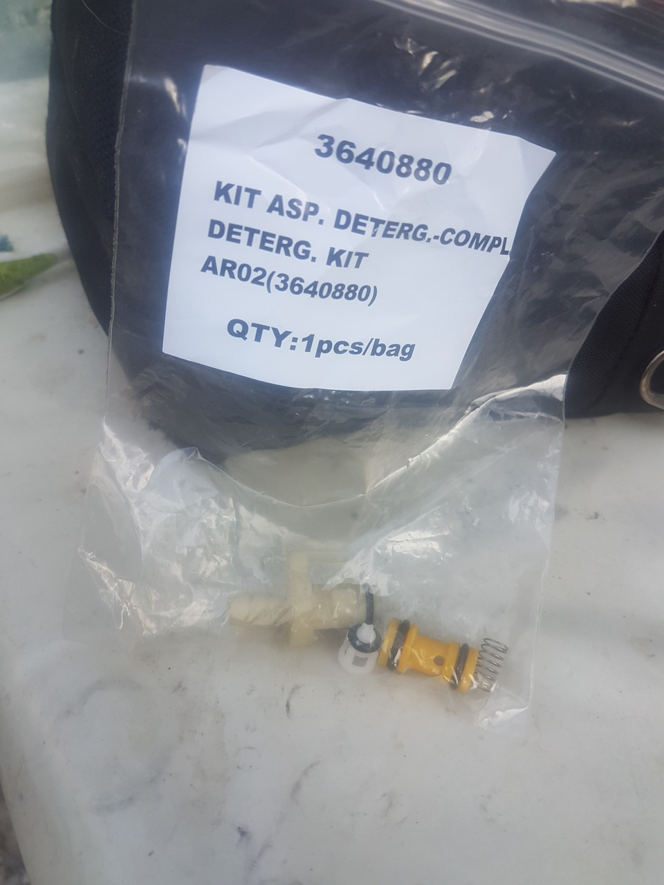 Ремонт міні-мийки makita hw132 4