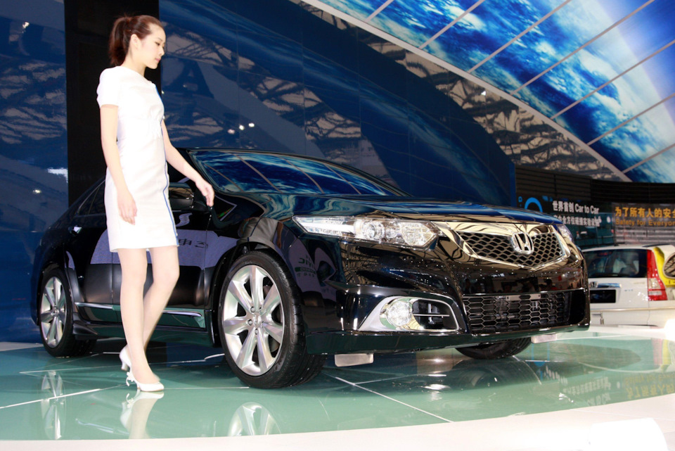 Фотографії Honda Accord SR-9 5