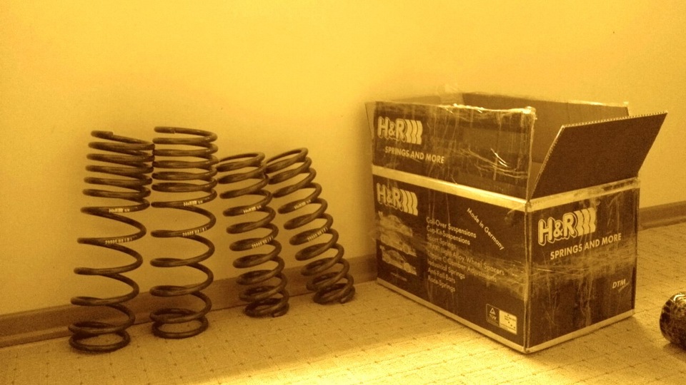 Пружинки H&R -40mm 3