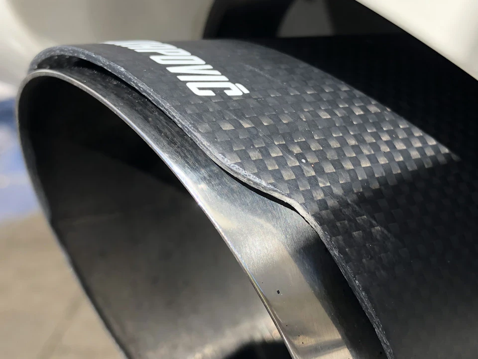 Akrapovic з китаю через 2 роки
