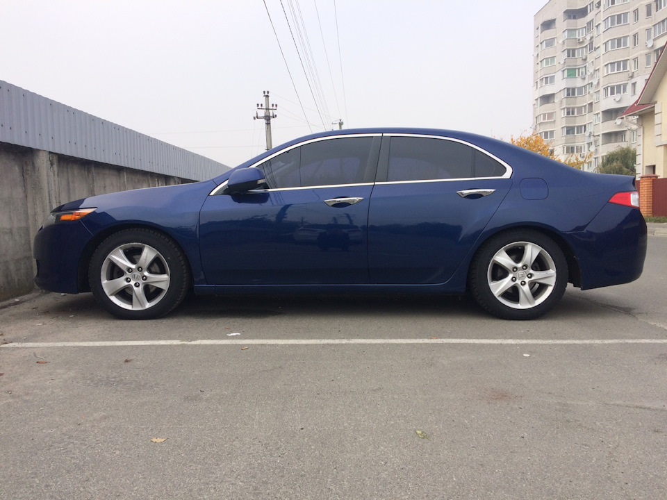 Фарбування повідків двірників Honda Accord 8 4