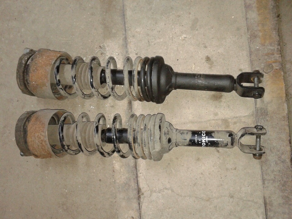 Пневмопідвіска . 3