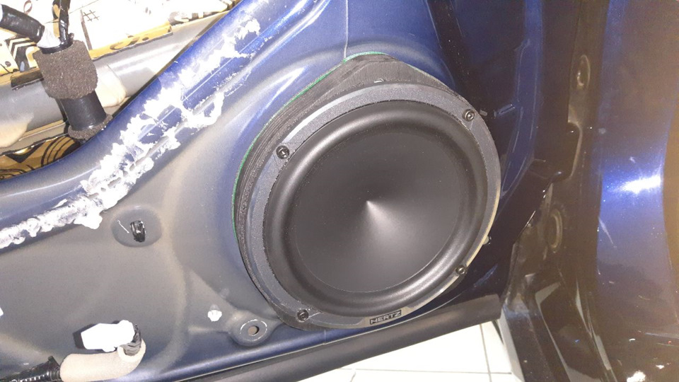 Установка легкого SQ в Honda Accord 10 LX 4