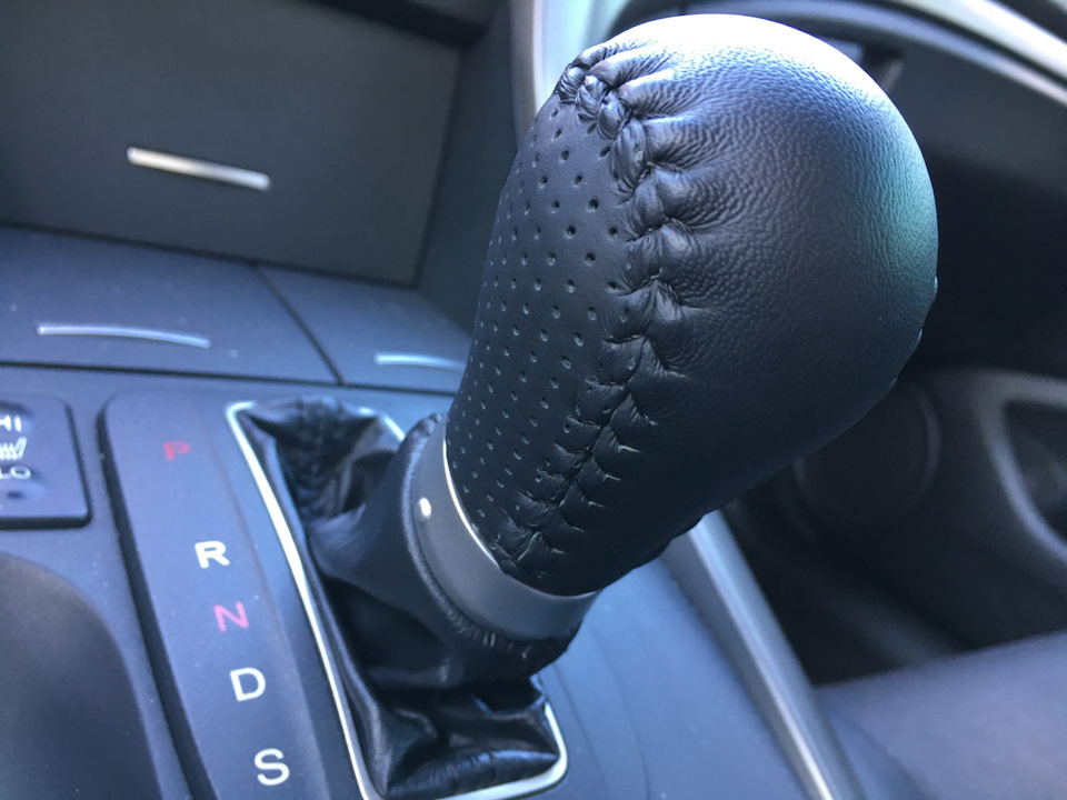 Італійська шкіра та японський автомобіль 4