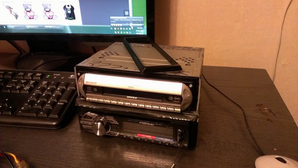 Pioneer MVH 1400 UB 2