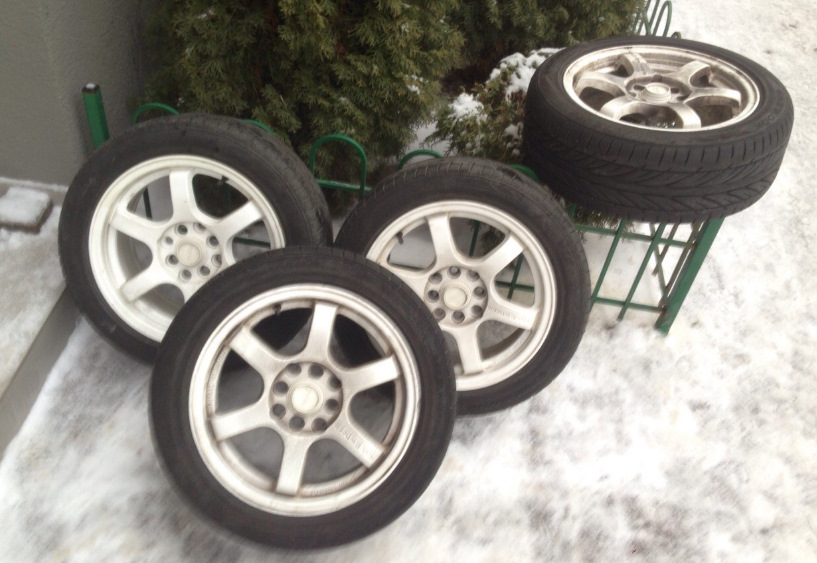 Розпродаж тапок на Сайвік 1