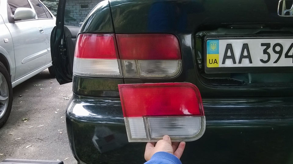Ліхтар водійський задній. 3