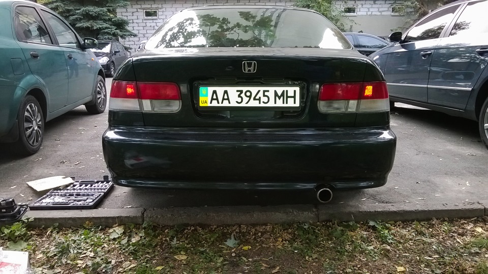 Ліхтар водійський задній. 5