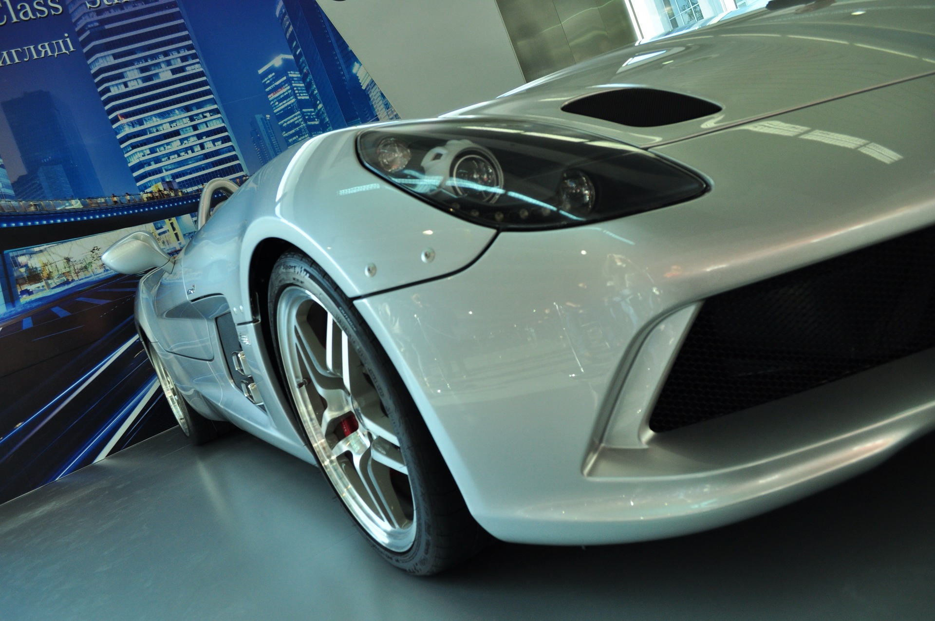 Автошоу на столичці 2011 частина 2 1