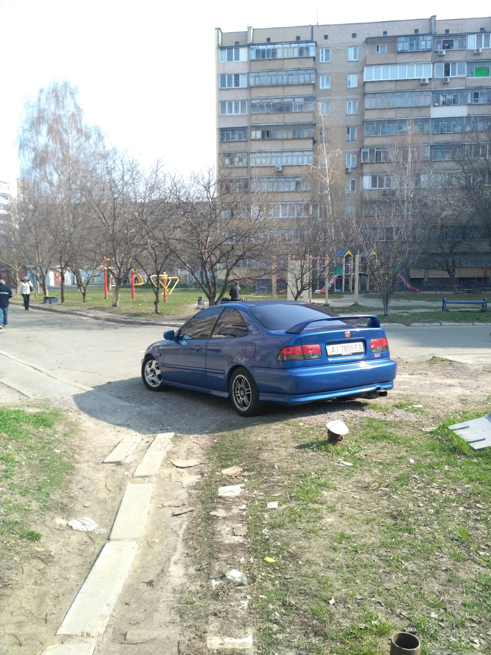 Usdm у кришку багажника. 1
