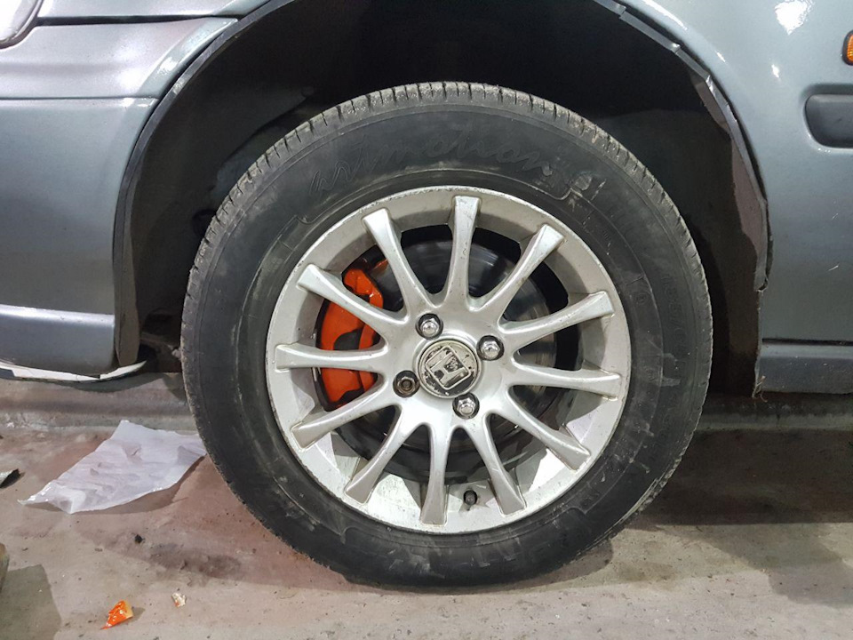 Прикрасив суппорта 5