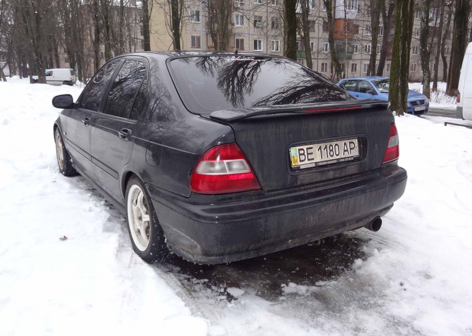 задні ліхтарі МВ 1
