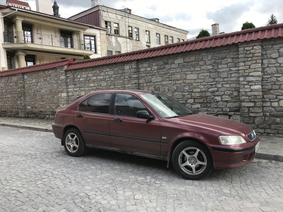 Поставив титани 1
