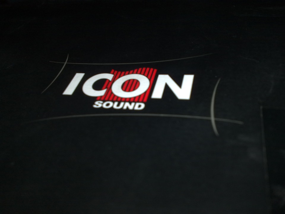 Amplifiers Icon APR-2150 Silver 2