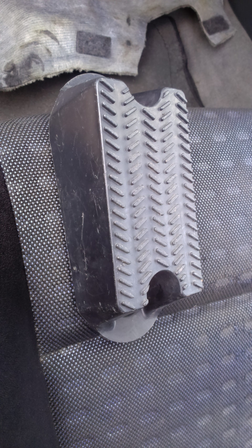 Footrest OEM 3