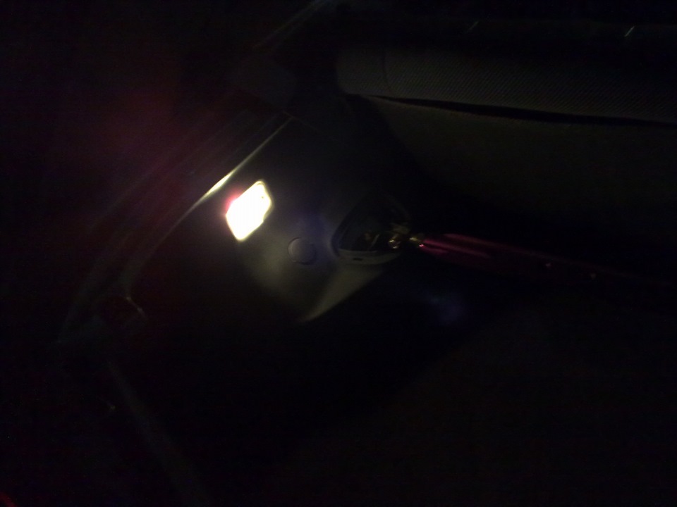 Rear Interior Cargo Side Light 3