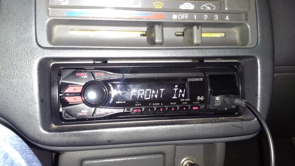 Sony DSX-A35U 1